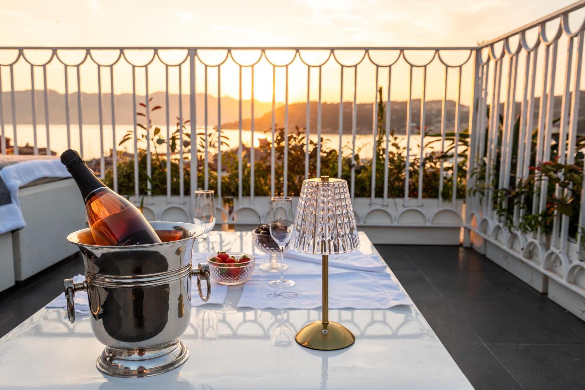 Torretta San Rocco -Luxury Suite Леричи Экстерьер фото