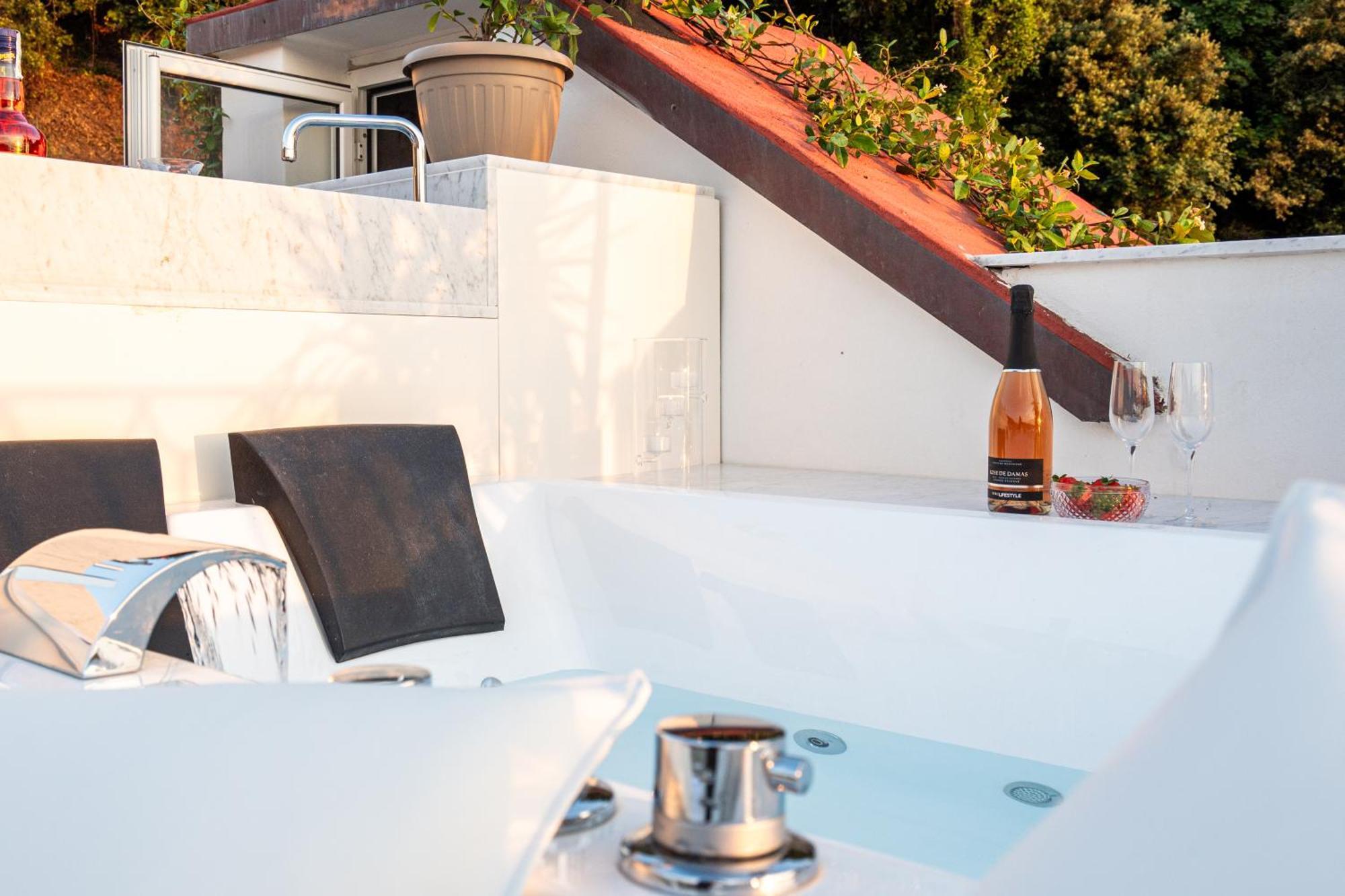 Torretta San Rocco -Luxury Suite Леричи Экстерьер фото